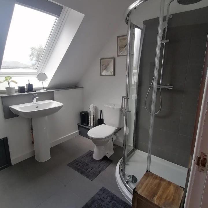 Rest At Last - Highland Apartment With Private Hot Tub Whitebridge  Exterior foto